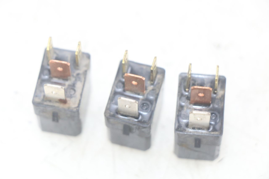 photo de ELECTRICAL RELAY YAMAHA XMAX X-MAX 125 (2006 - 2009)