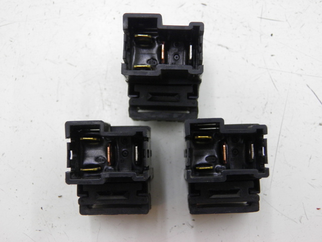 photo de ELECTRICAL RELAY YAMAHA XMAX X-MAX 125 (2006 - 2009)