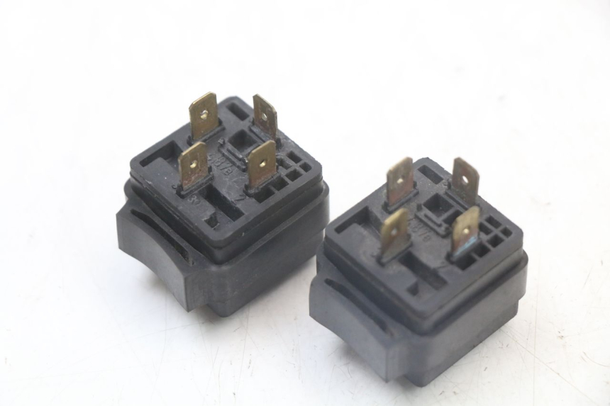 photo de ELECTRICAL RELAY YAMAHA YP MAJESTY 125 (2002 - 2006)