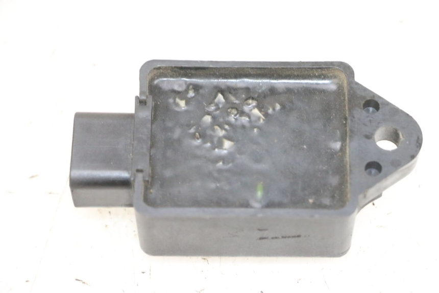 photo de RELAY KAWASAKI ZR 7 750 (1999 - 2001) - Zoom on usage condition