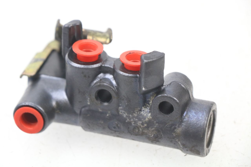 photo de BRAKE PROPORTIONING VALVE HONDA FES PANTHEON 125 (2003 - 2007)