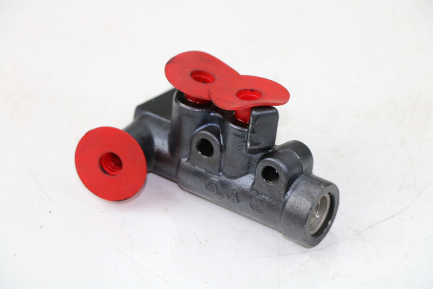 photo de BRAKE PROPORTIONING VALVE HONDA FES PANTHEON 125 (2003 - 2007)