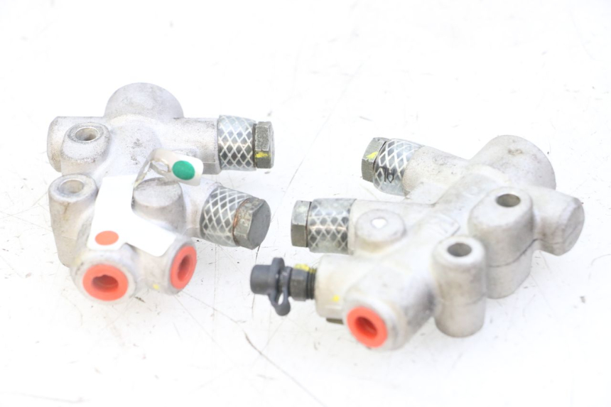 photo de BRAKE SPLITTER PIAGGIO IE MP3 YOURBAN 300 (2011 - 2016)