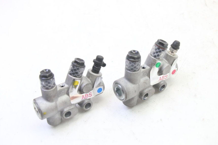 photo de BRAKE SPLITTER PIAGGIO MP3 HPE 310 (2024 - 2025)