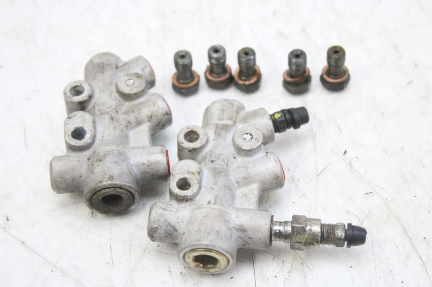 photo de BRAKE PROPORTIONING VALVE PIAGGIO MP3 RL 250 (2007 - 2010)