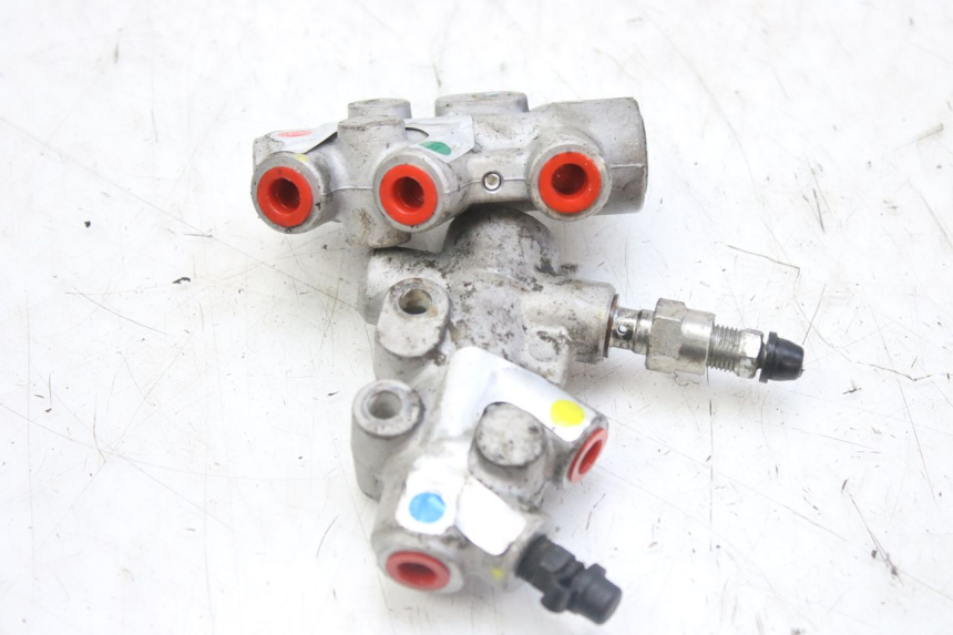 photo de BRAKE PROPORTIONING VALVE PIAGGIO MP3 RL 250 (2007 - 2010)