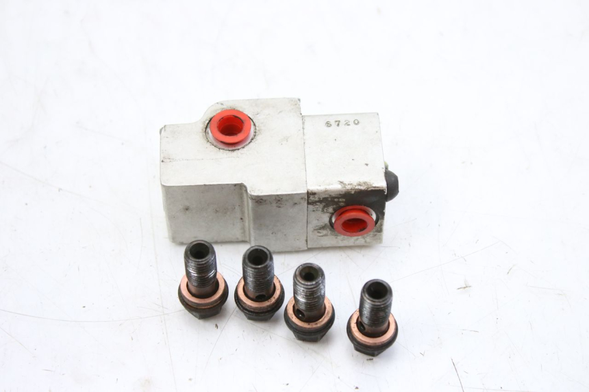 photo de BRAKE PROPORTIONING VALVE PEUGEOT TWEET 125 (2010 - 2017)