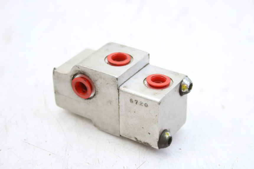 photo de BRAKE PROPORTIONING VALVE PEUGEOT TWEET 125 (2010 - 2017)