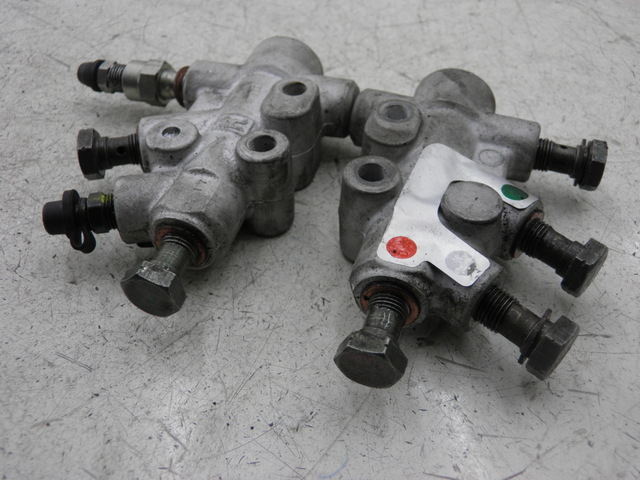 photo de BRAKE PROPORTIONING VALVE PIAGGIO MP3 500 (2011 - 2015)