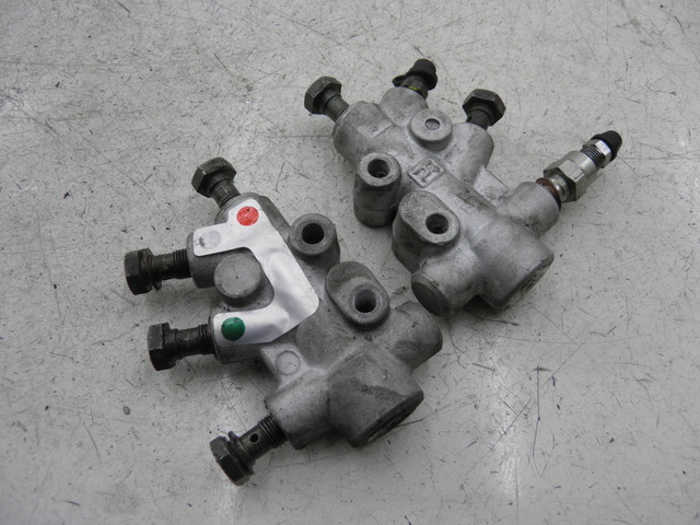 photo de BRAKE PROPORTIONING VALVE PIAGGIO MP3 500 (2011 - 2015)