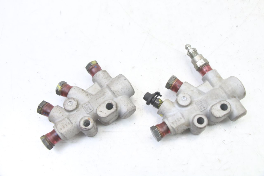 photo de BRAKE PROPORTIONING VALVE PIAGGIO MP3 LT 400 (2007 - 2012)