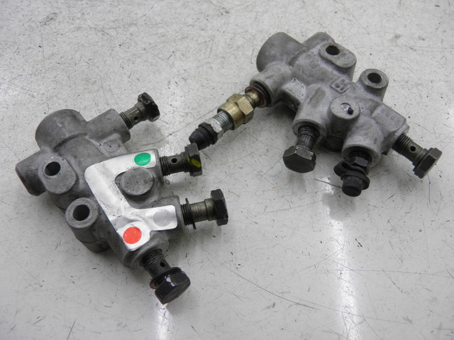 photo de BRAKE PROPORTIONING VALVE PIAGGIO MP3 RL 250 (2007 - 2010)