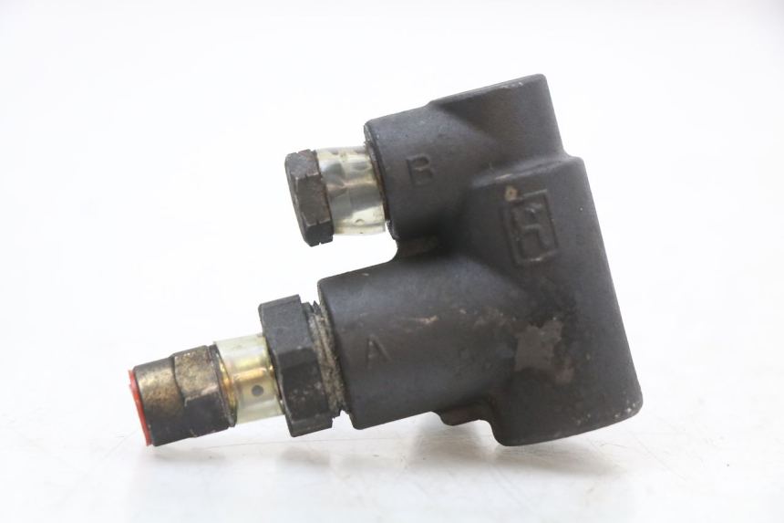 photo de BRAKE PROPORTIONING VALVE PIAGGIO X9 125 (2000 - 2003)