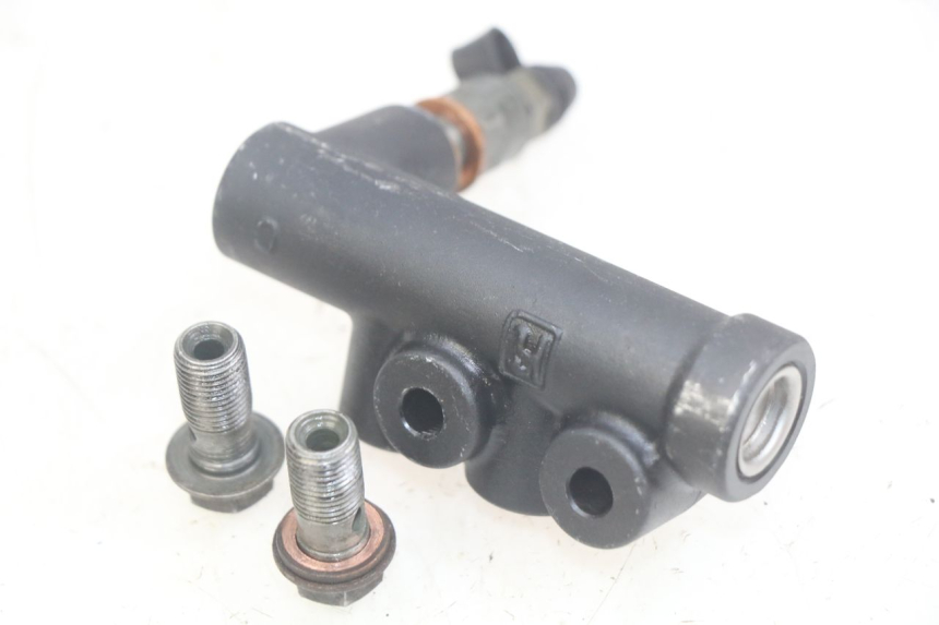 photo de BRAKE PROPORTIONING VALVE APRILIA SCARABEO LIGHT 125 (2007 - 2011)