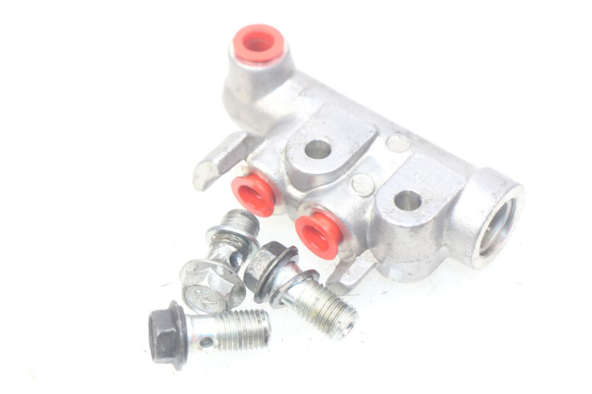 photo de BRAKE PROPORTIONING VALVE SUZUKI BURGMAN 125 (2007 - 2014)