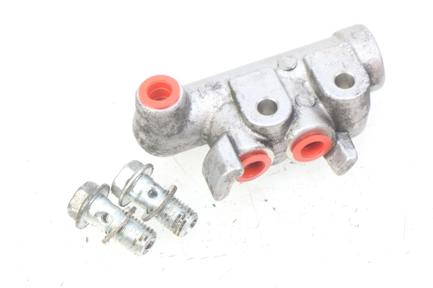 photo de BRAKE PROPORTIONING VALVE SUZUKI SIXTEEN 125 (2008 - 2010)