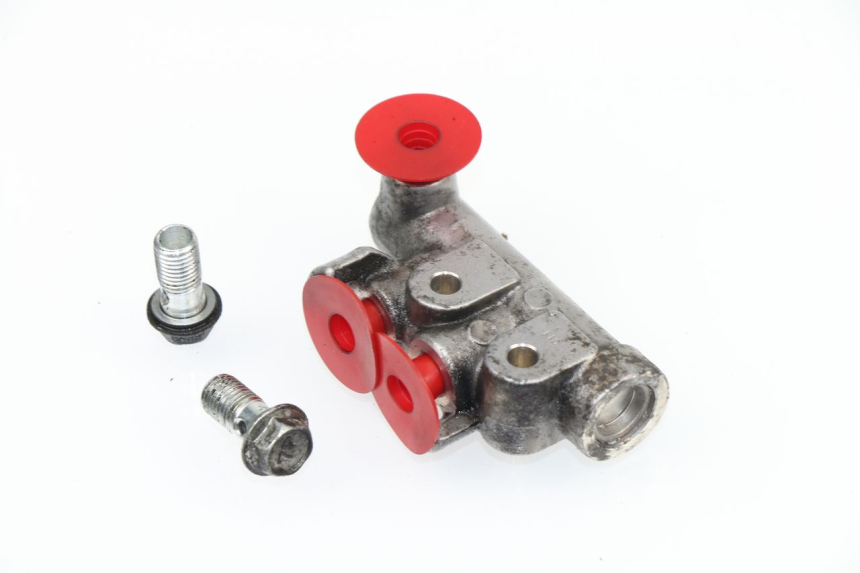 photo de BRAKE PROPORTIONING VALVE SUZUKI SIXTEEN 125 (2008 - 2010)