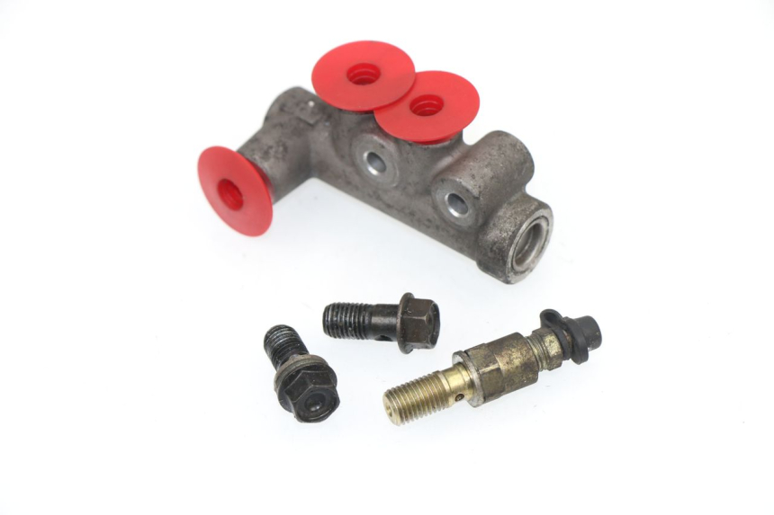 photo de BRAKE SPLITTER SYM GTS 250 (2005 - 2008)