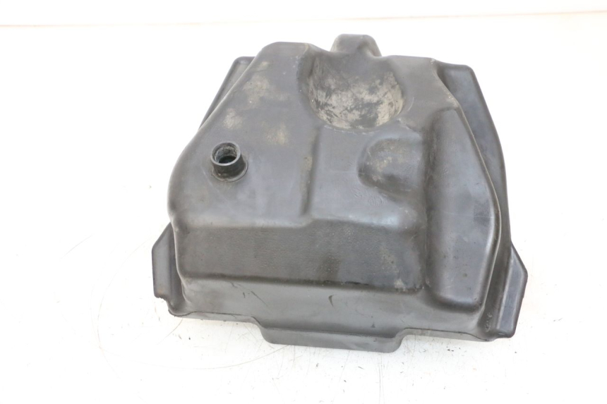 photo de FUEL TANK MBK BOOSTER SPIRIT NAKED 50 (2004 - 2017) - Component detail