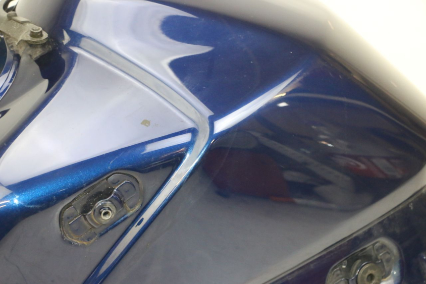photo de FUEL TANK SUZUKI DL V STROM 1000 (2002 - 2007) - Detailed visual inspection