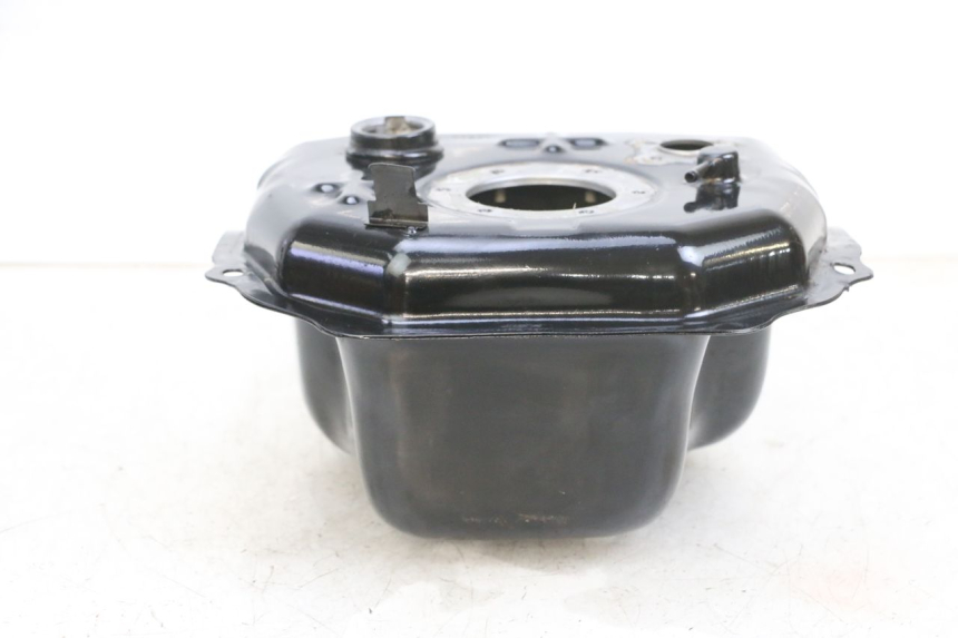 photo de FUEL TANK SYM FIDDLE 3 III 125 (2014 - 2020) - Zoom on usage condition