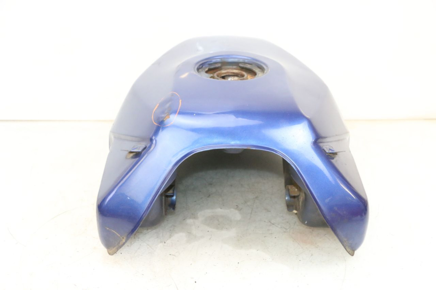 photo de FUEL TANK KAWASAKI GPX R WARBIRD 600 (1988 - 1993) - Distinctive features