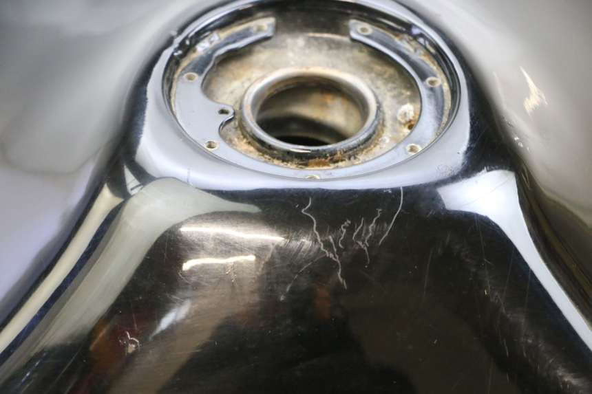 photo de FUEL TANK KAWASAKI GPZ RX 1000 (1986 - 1988) - Spare part profile view