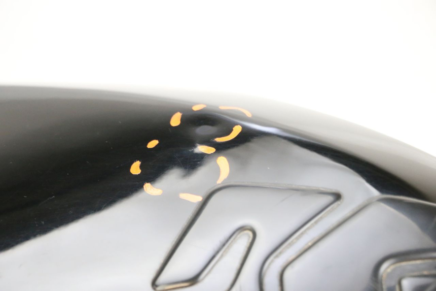 photo de FUEL TANK KAWASAKI GPZ RX 1000 (1986 - 1988) - Surface and material condition