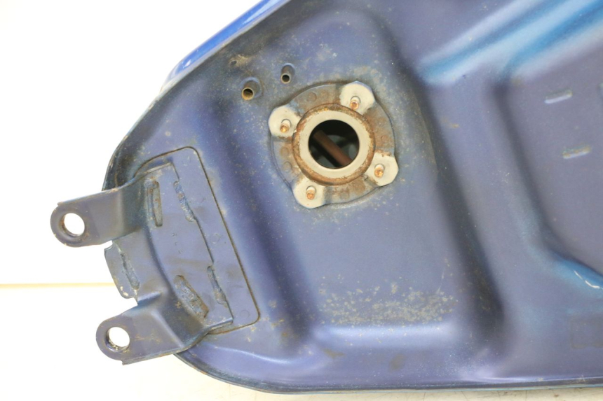 photo de FUEL TANK SUZUKI GSF S BANDIT 600 (2000 - 2004) - Technical close-up