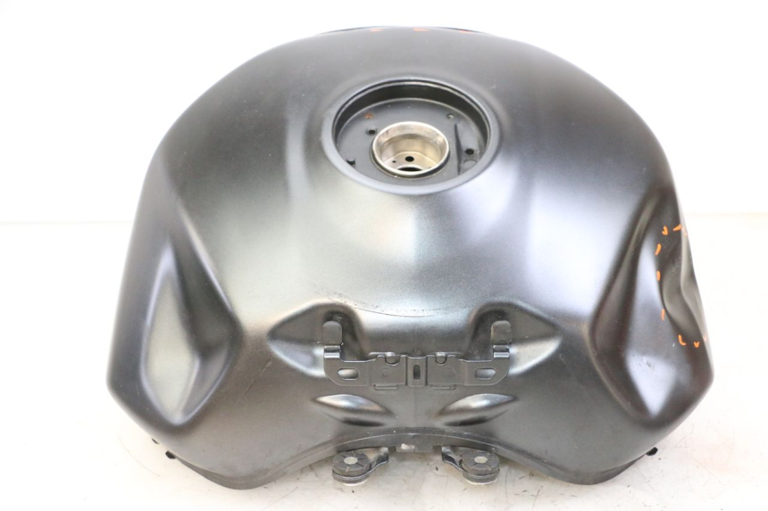 photo de FUEL TANK SUZUKI GSR 750 (2011 - 2017)