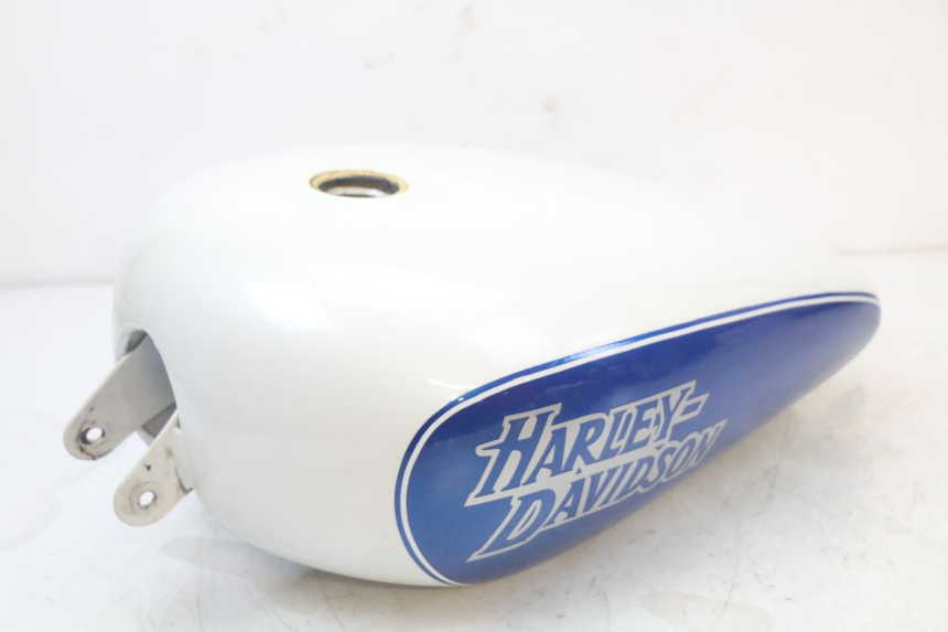 photo de FUEL TANK HARLEY DAVIDSON SPORTSTER XL CUSTOM 883 (1999 - 2006)