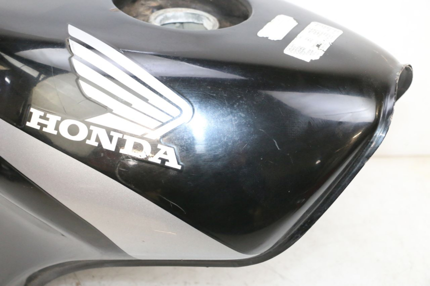 photo de FUEL TANK HONDA NSR R 125 (1994 - 2003) - Zoom on usage condition