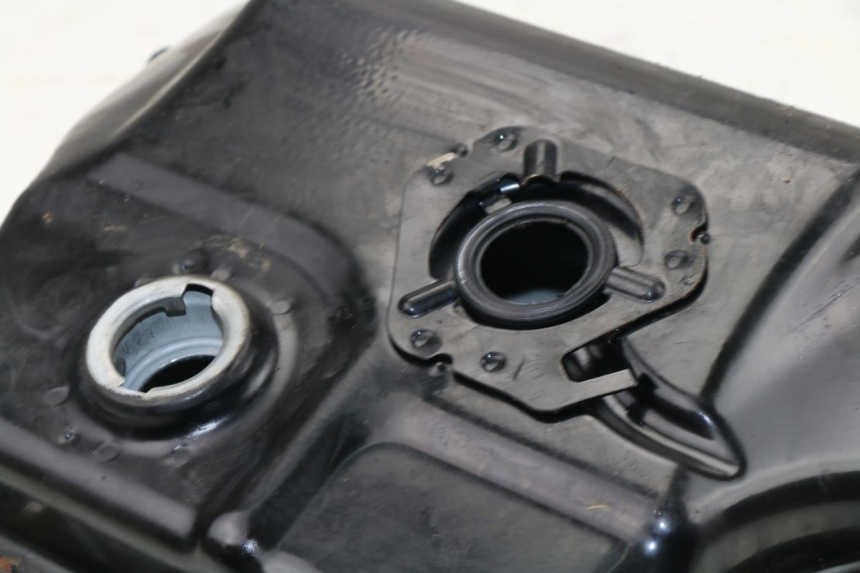 photo de FUEL TANK PEUGEOT TWEET 4T 50 (2010 - 2014)