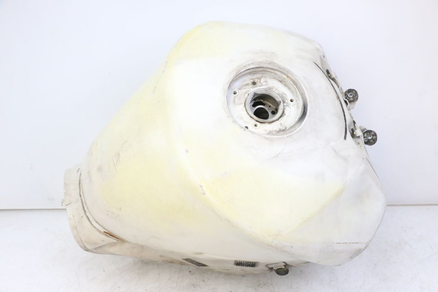 photo de FUEL TANK SUZUKI GSR 750 (2011 - 2017)