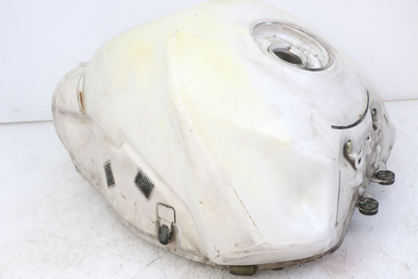 photo de FUEL TANK SUZUKI GSR 750 (2011 - 2017)