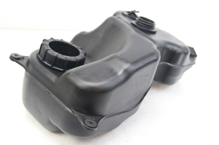 photo de FUEL TANK SUZUKI SIXTEEN 125 (2008 - 2010)