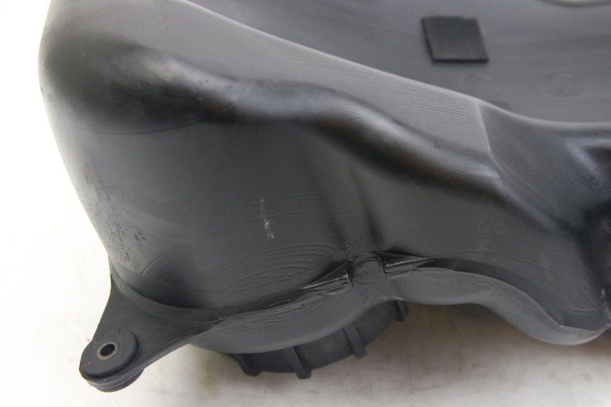 photo de FUEL TANK SUZUKI SIXTEEN 125 (2008 - 2010)