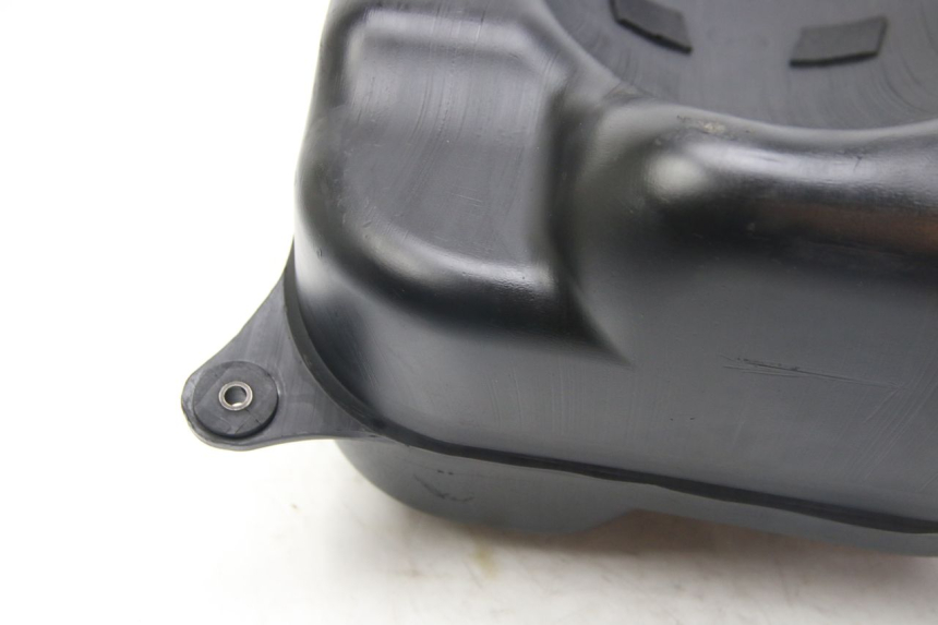 photo de FUEL TANK SUZUKI SIXTEEN 125 (2008 - 2010)