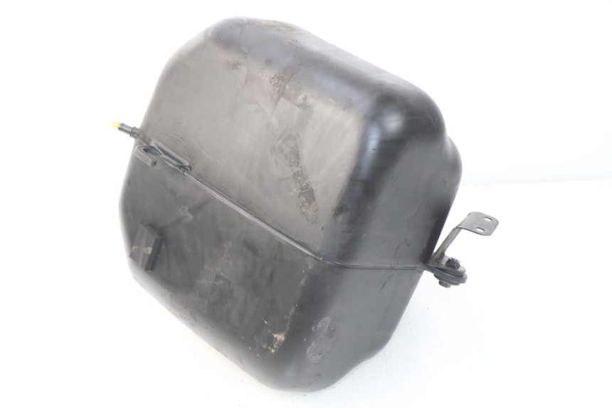 photo de FUEL TANK SUZUKI UC EPICURO 125 (1999 - 2003)