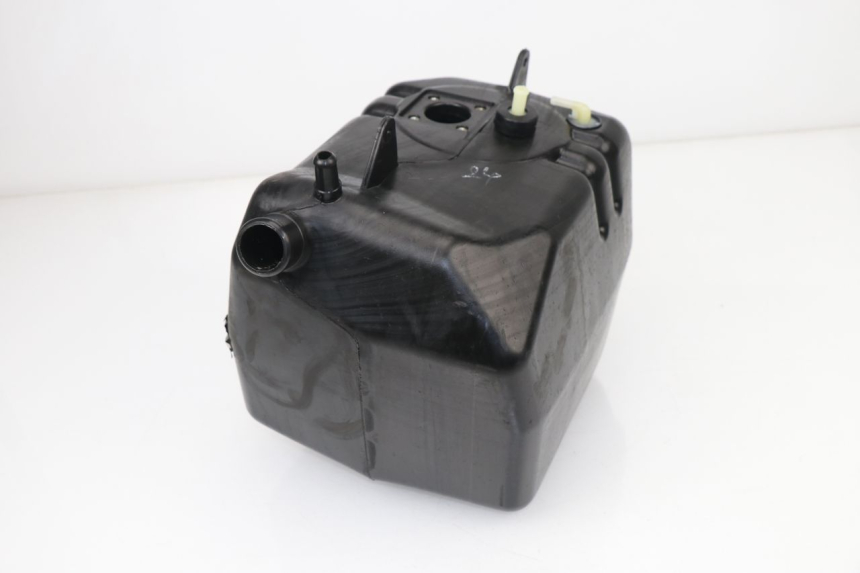 photo de FUEL TANK SYM GTS 125 (2005 - 2008)