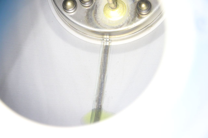 photo de FUEL TANK YAMAHA TDM ABS 900 (2002 - 2014) - Zoom on usage condition