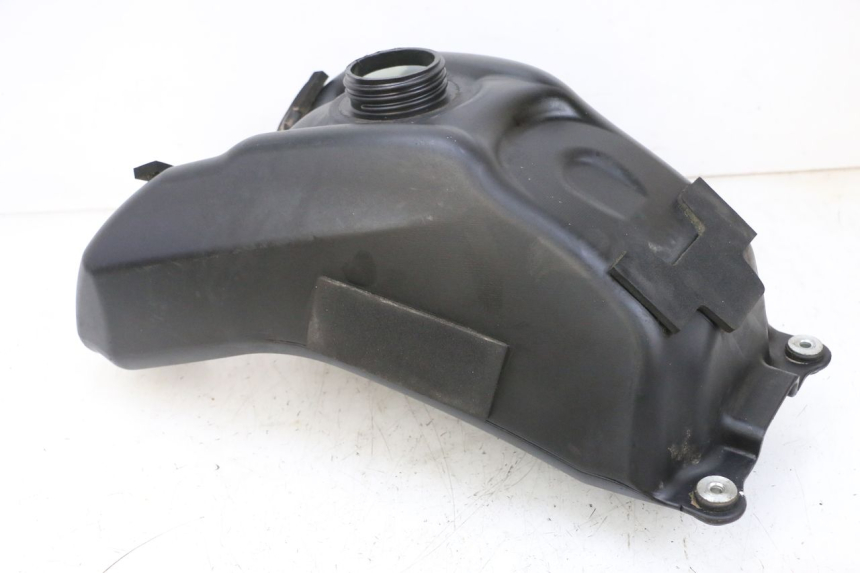 photo de FUEL TANK YAMAHA YFM R RAPTOR 250 (2008 - 2014) - Fixing points details