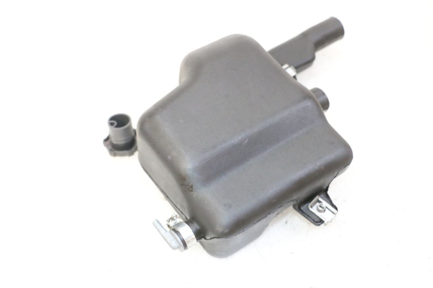 photo de OIL TANK PIAGGIO VESPA S 2T 50 (2007 - 2014)