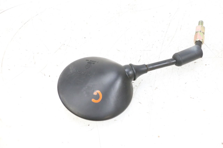 photo de LEFT MIRROR KYMCO AGILITY 4T 50 (2018 - 2022) - Zoom on usage condition