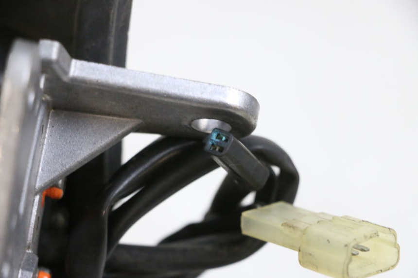 photo de LEFT MIRROR SUZUKI BURGMAN 650 (2013 - 2020)