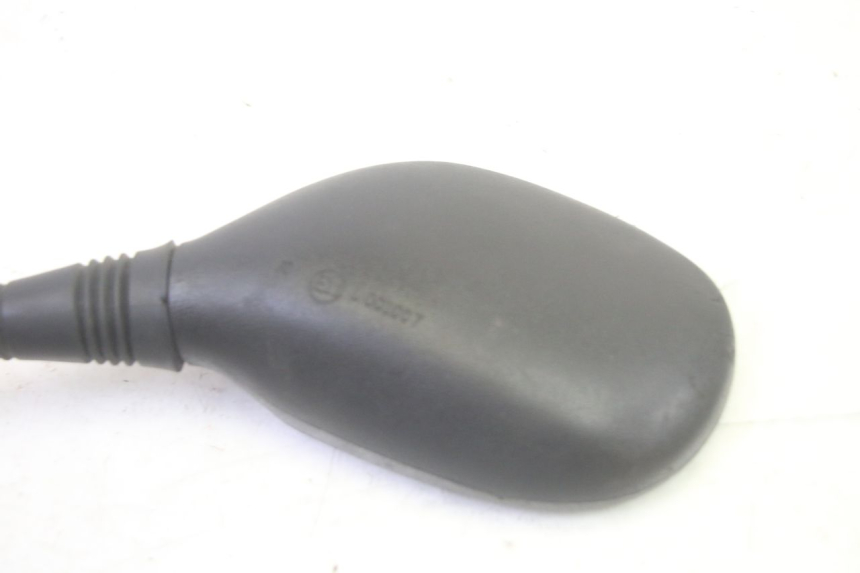 photo de LEFT MIRROR PIAGGIO MP3 RL 250 (2007 - 2010) - Fixing points details