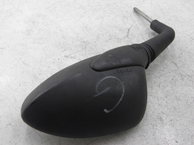 photo de LEFT MIRROR PEUGEOT ELYSEO 125 (1999 - 2004)