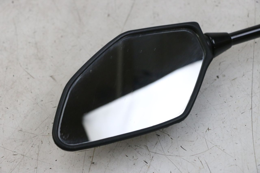photo de LEFT MIRROR YAMAHA XMAX X-MAX ABS 125 (2017 - 2020)