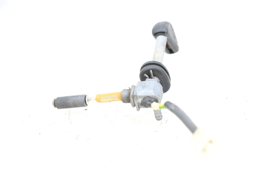 photo de FUEL TANK TAP PEUGEOT BUXY 50 (1993 - 1998)