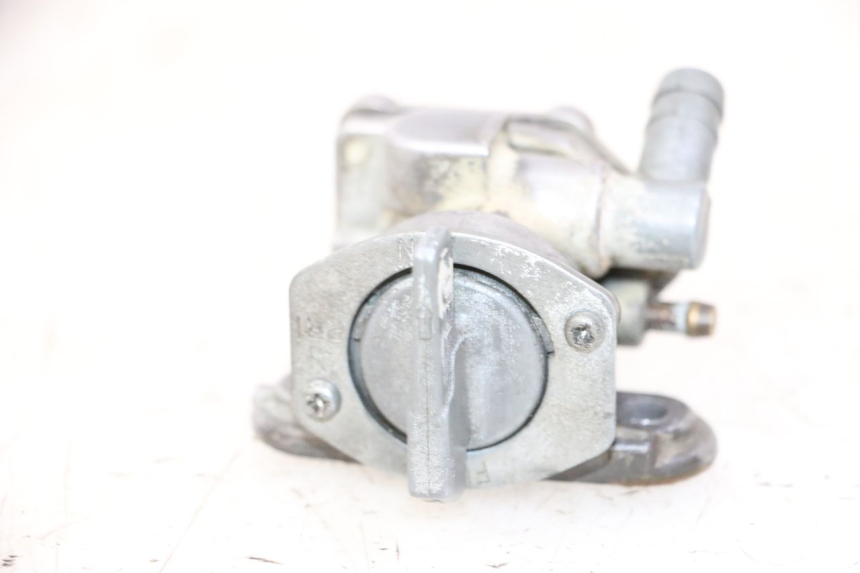 photo de FUEL TANK TAP YAMAHA FJ 36Y 1100 (1984 - 1985)